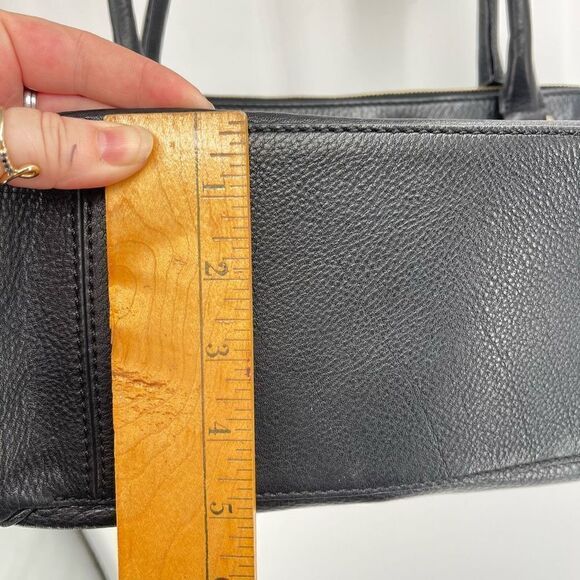 Kate Spade Womens Shoulder Bag Cow Leather Grant Park Shelby Black Medium - Picture 12 of 15